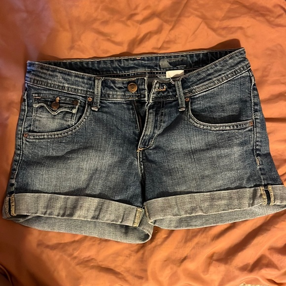 H&M denim shorts - Picture 1 of 4